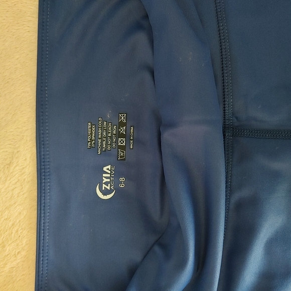 ZYIA Metallic Light N Tight Blue 6-8 - Picture 2 of 3